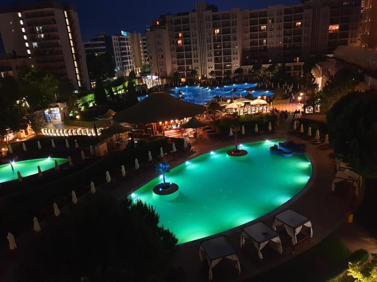 Sunny Beach - Royal Beach Apartment エクステリア 写真