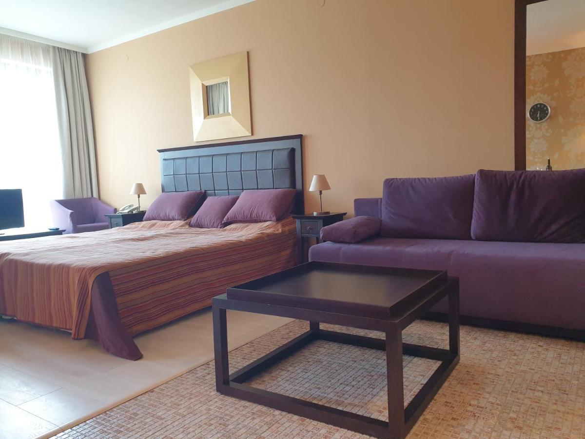 Sunny Beach - Royal Beach Apartment エクステリア 写真