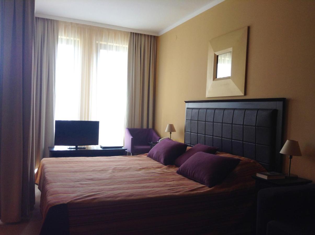 Sunny Beach - Royal Beach Apartment エクステリア 写真